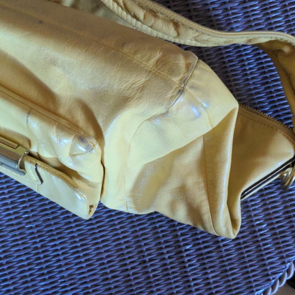 Purse - Picture 2 of 4